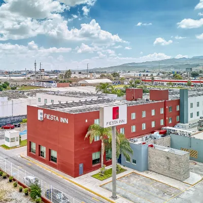 Fiesta Inn Express San Luis Potosí Oriente Hotels near Huasteca Potosina