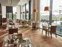 Steigenberger Hotel Bremen Отели рядом с достопримечательностью «Валле»