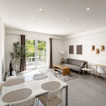 Apartment mit Terrasse