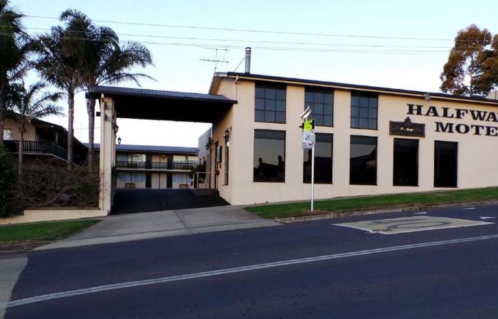 Halfway Motel