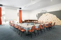 Kuhotel Steinplatte, Trademark Collection by Wyndham - parking