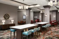 Embassy Suites by Hilton Charleston Airport Hotel & Convention Center - Breakfast