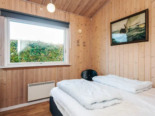 Luxury Retreat Near Beach - 2-Sterne