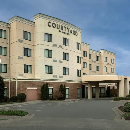 Courtyard Salisbury