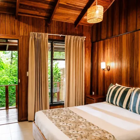 Jaguarundi Jungle Lodge - Monteverde
