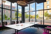 Aloft Portland Downtown Waterfront ME - Airport Shuttle