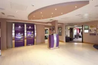 拉夫堡普瑞米爾酒店 - 停車場