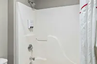 Red Roof Inn Flint - Pet friendly