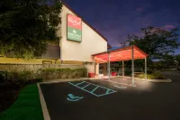 普林斯頓HomeTowne Studios-尤因/勞倫斯維爾 - 停車場