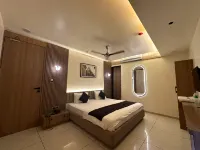 Hotel 9 Square Rajkot - Near Synergy Hospital - 2-Star