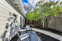 Cozy West oakland cottage with Air Conditioning - Kitchens
