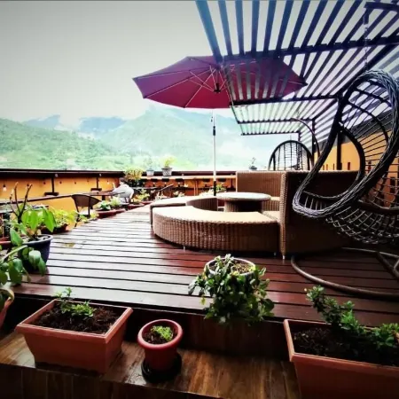 Ludrong Hotel