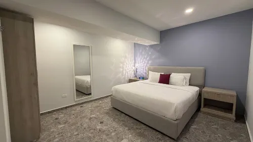 Bushiri's Long Life Building-2BD/1BA APT-Sleeps 4 - 2-نجوم
