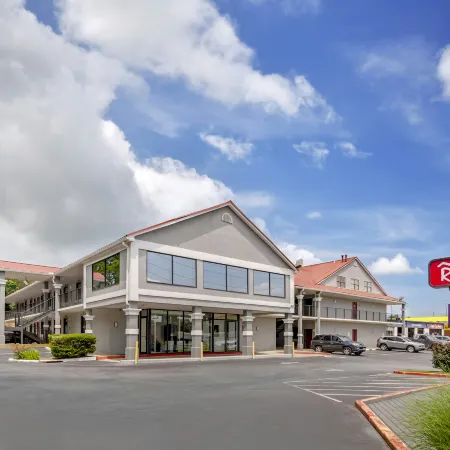Red Roof Inn Atlanta - Kennesaw State University