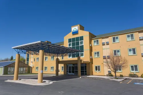 Days Inn by Wyndham Vernal Southwest - Pet friendly
