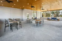 Element Savannah Midtown - 3-Star
