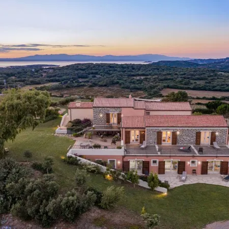 Tenuta Petra Bianca