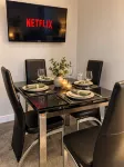 Luxury Central Gloucestershire 2BR Spacious Flat - 2-Star