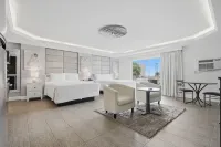Island House Resort Hotel - Motels