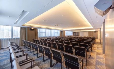 Atour Hotel (Changshu Changjiang Road) - Housity