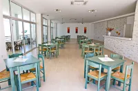 瑪麗亞魯斯飯店 - 早餐
