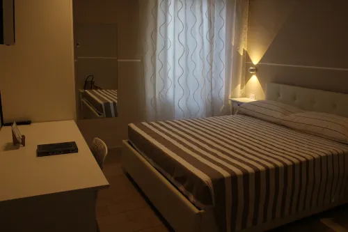 Room-Narciso - Stanza Matrimoniale - B&b - Homestay