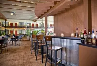 Wyndham Garden York - bar