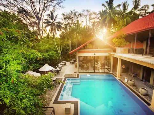 Arika Villa Hotels in Arangala