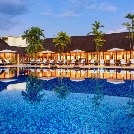 Sheraton Samoa Aggie Grey's Hotel & Bungalows