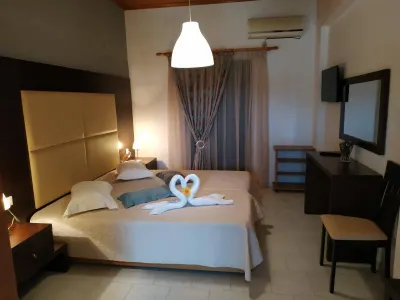 Eleni's Garden & Castello Suites Các khách sạn ở Artemisia