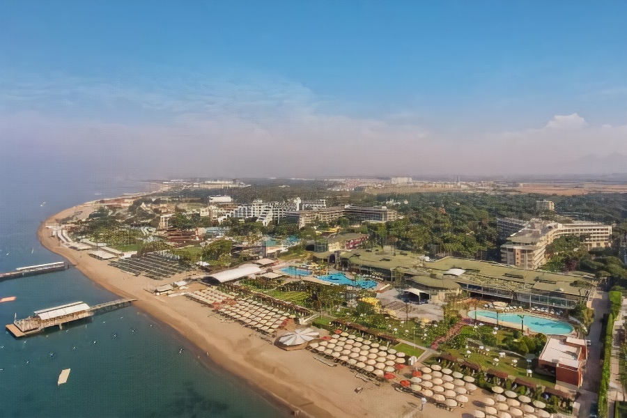 Maritim Pine Beach Resort Belek