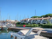 Les Deux Voiles Hotels in Cogolin