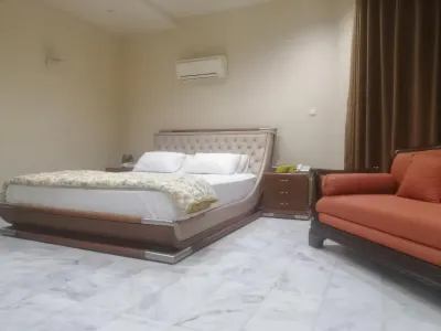 Hotel State Residency Hotels near Noor Mahal
