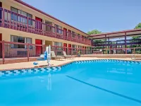 Super 8 by Wyndham Albany Hotels in Albany