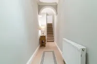 Modern Living 2 Bedroom Apartment South Wilmslow