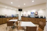 Spark by Hilton Abingdon I-81 Near Fairgrounds - breakfast