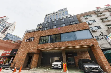 Cheonan Sothebys Отели рядом с достопримечательностью «Dankook University, Cheonan Campus»