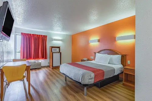 Red Lion Inn & Suites Pontoon Beach Hotels in Pontoon Beach