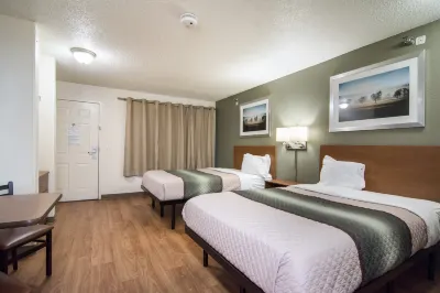 HomeTowne Studios Raleigh - Durham Hotels in Triangle