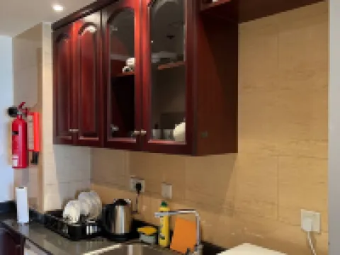 Newly Renovated Gulf Studio with Gym Beach Pool Access 奧扎瑞哈奧哈馬酒店