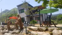 새재민박