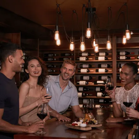 InterContinental Hotels CHICAGO MAGNIFICENT MILE by IHG