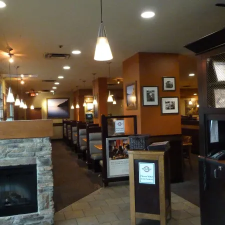 Best Western Plus Vancouver Airport Hotel