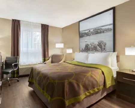 Super 8 by Wyndham Ajax/Toronto on Hotels in Ajax
