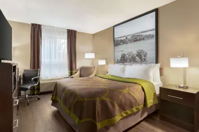 Super 8 by Wyndham Ajax/Toronto on Hotels in Ajax