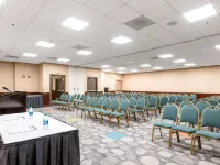 底特律大都會機場克拉麗奧飯店 羅穆勒斯住宿飯店