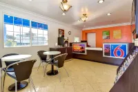 Motel 6 Garden Grove, CA - Bãi biển