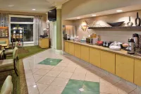 La Quinta Inn & Suites by Wyndham Greenville Haywood - Desayuno