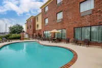 Comfort Suites