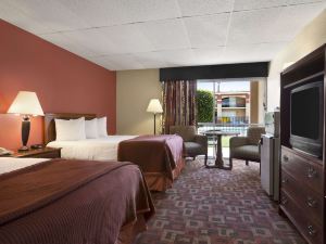 Howard Johnson by Wyndham Oklahoma City Airport/ Fairgrounds